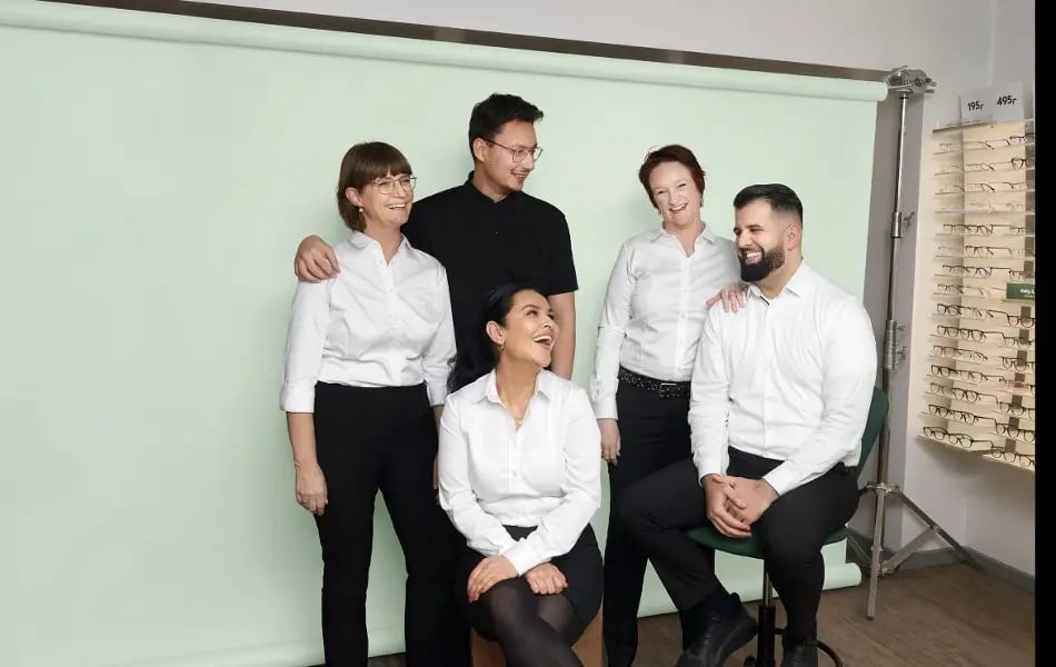 2023-Europe-MNC-Specsavers-Company-Photo